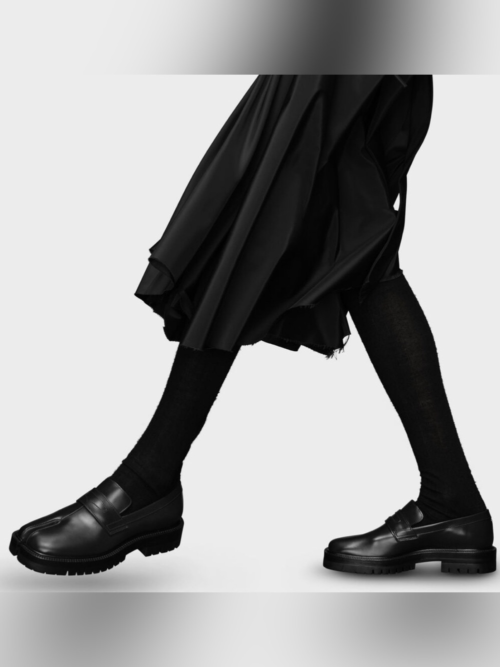 Maison Margiela Platform Tabi Loafer - Picture 13 of 13